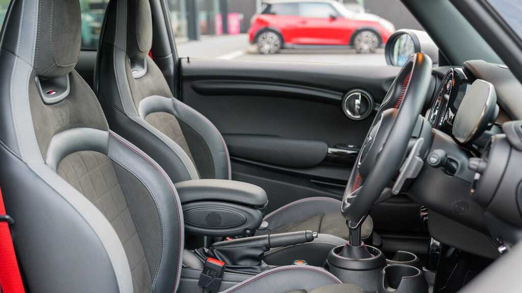 Mini Hatch John Cooper Works Blue #30