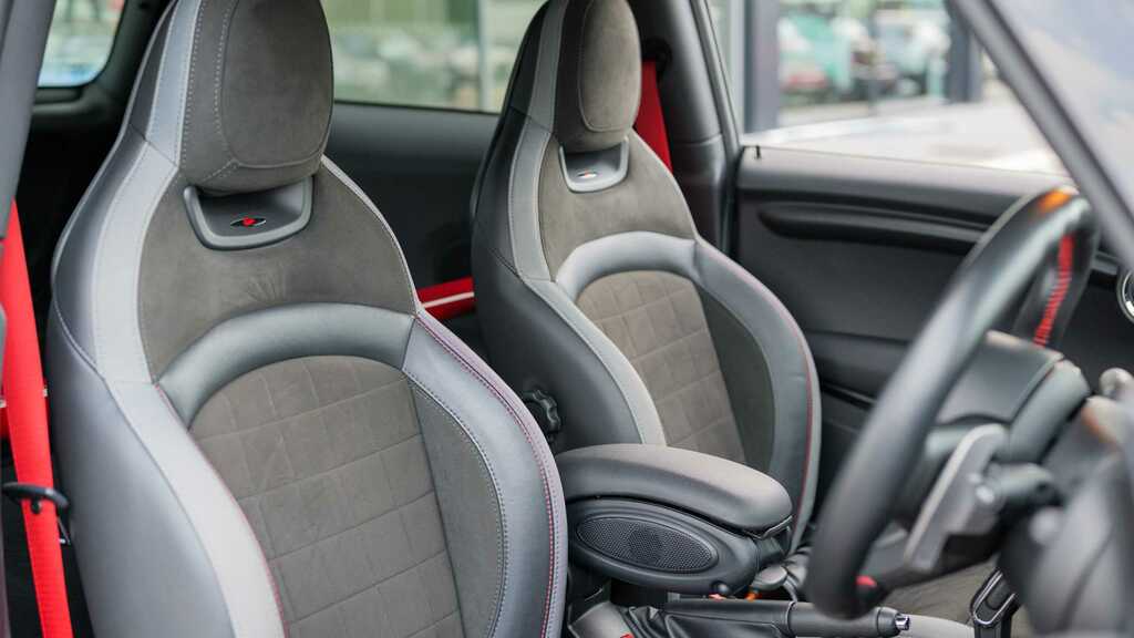 Mini Hatch John Cooper Works Blue #29