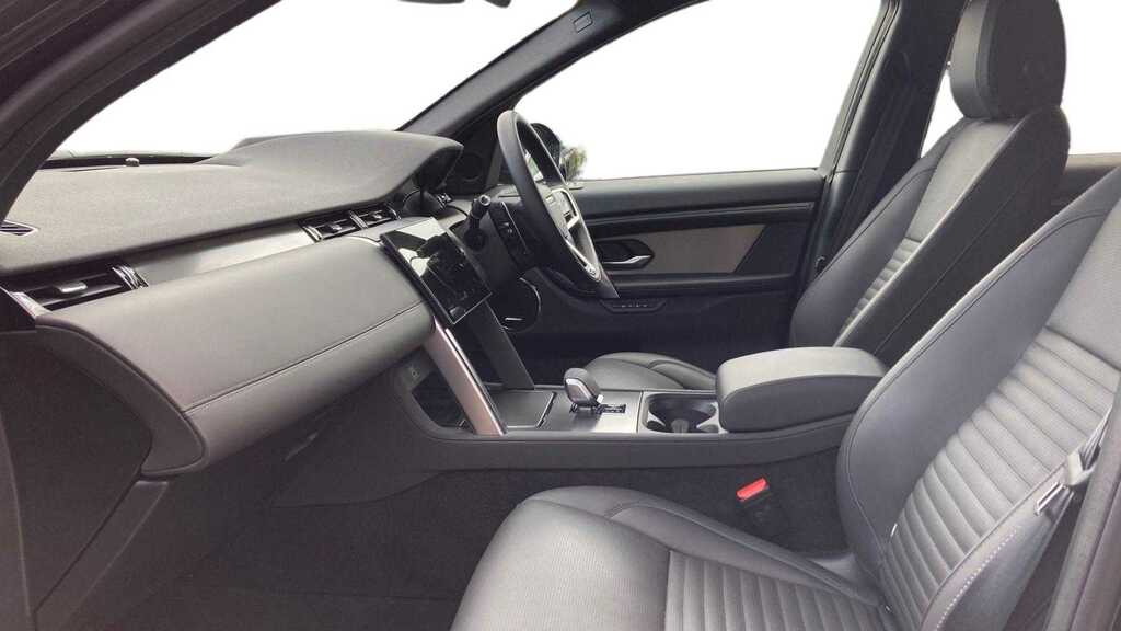 Land Rover Discovery Sport 2.0 D200 Dynamic Hse 7 Seat 2025 KO74WTA Black #3