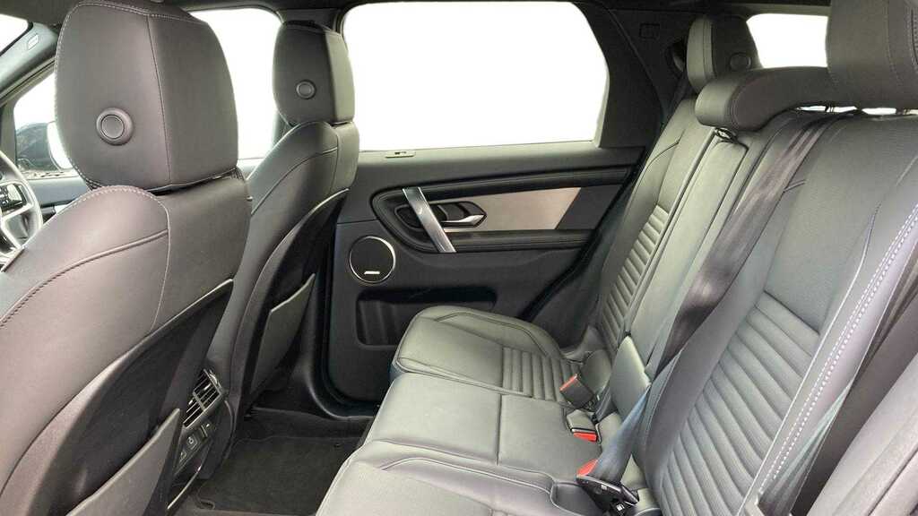 Land Rover Discovery Sport 2.0 D200 Dynamic Hse 7 Seat 2025 KO74WTA Black #4