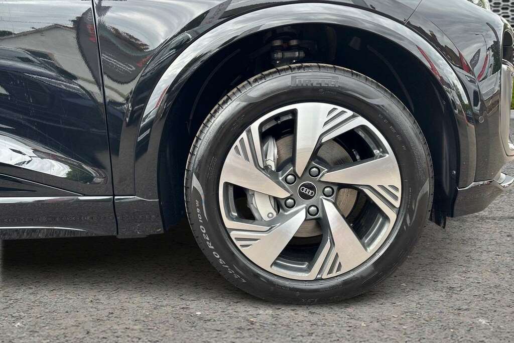 Audi Q6 E-Tron 185Kw 83Kwh S Line Tech 2026 Black #4