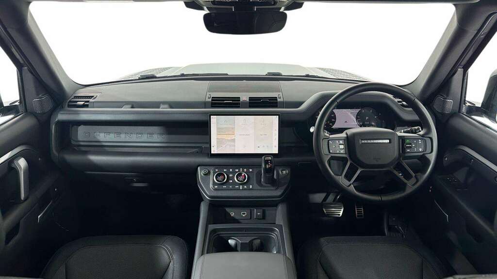 Land Rover Defender 90 D250 Hard Top Hse White #8