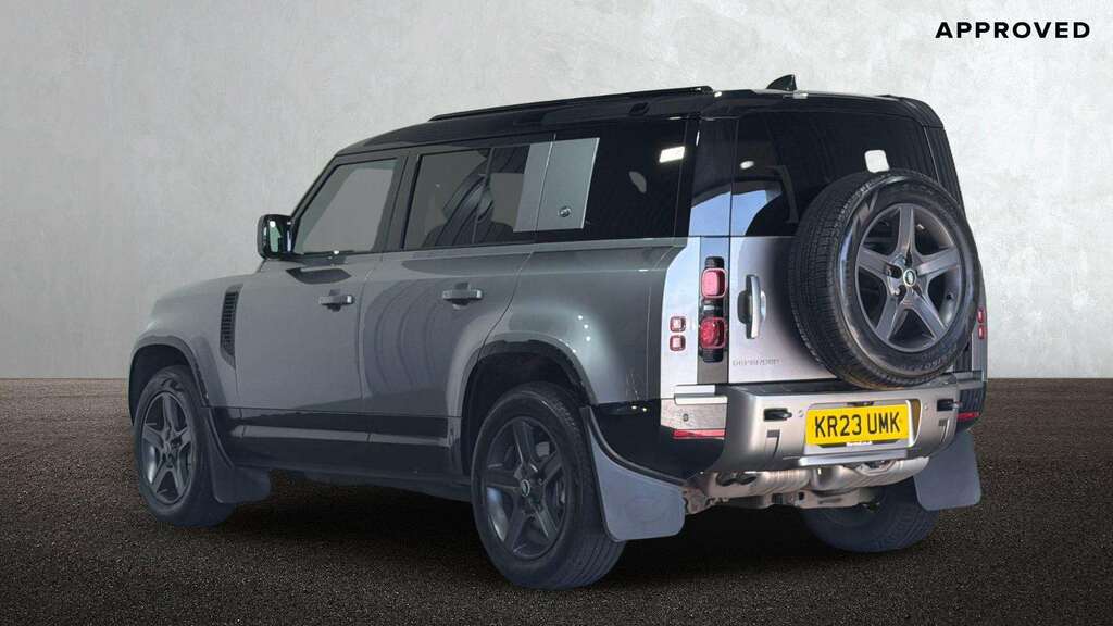 Land Rover Defender 110 3.0 D300 X-dynamic Se 110 2023 Grey #2