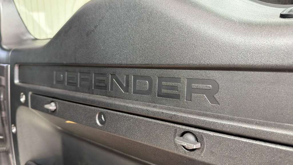 Land Rover Defender 110 Se Black #27