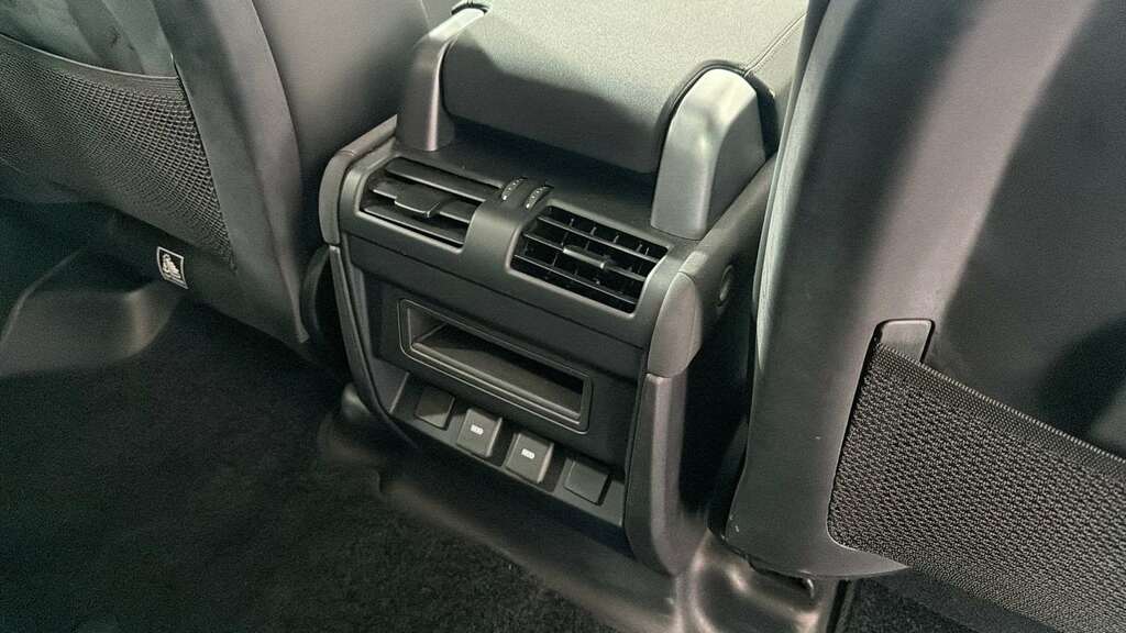 Land Rover Defender 110 Se Black #18