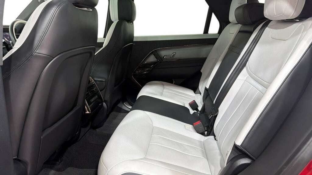 Land Rover Range Rover Sport 3.0 D300 Dynamic Se 2023 Red #3