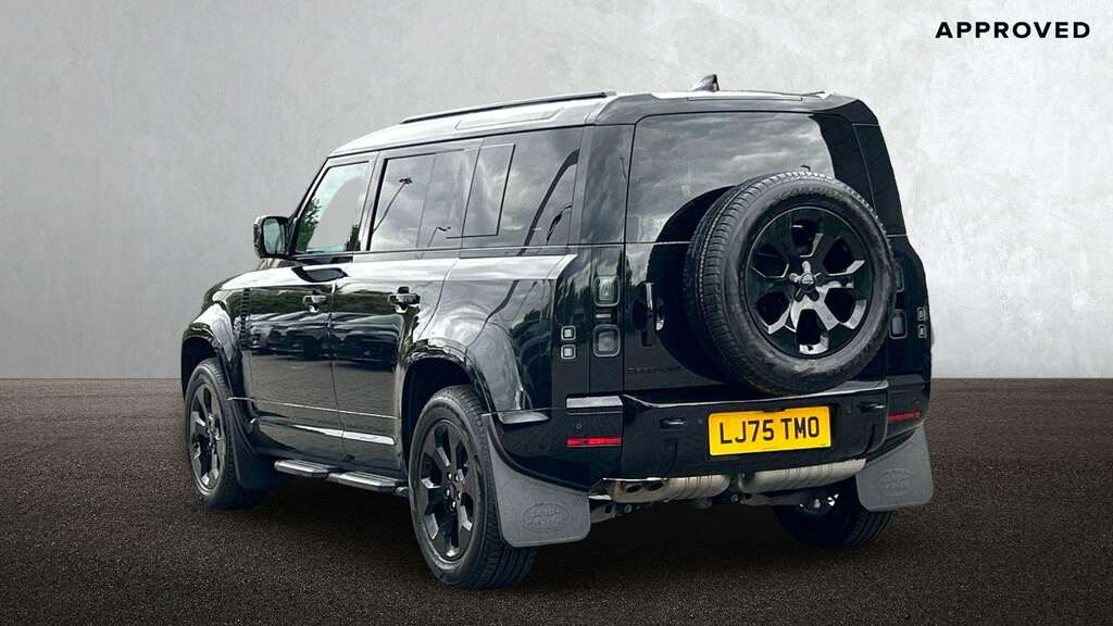 Land Rover Defender 110 3.0 D250 X-dynamic Se 110 2025 Black #2