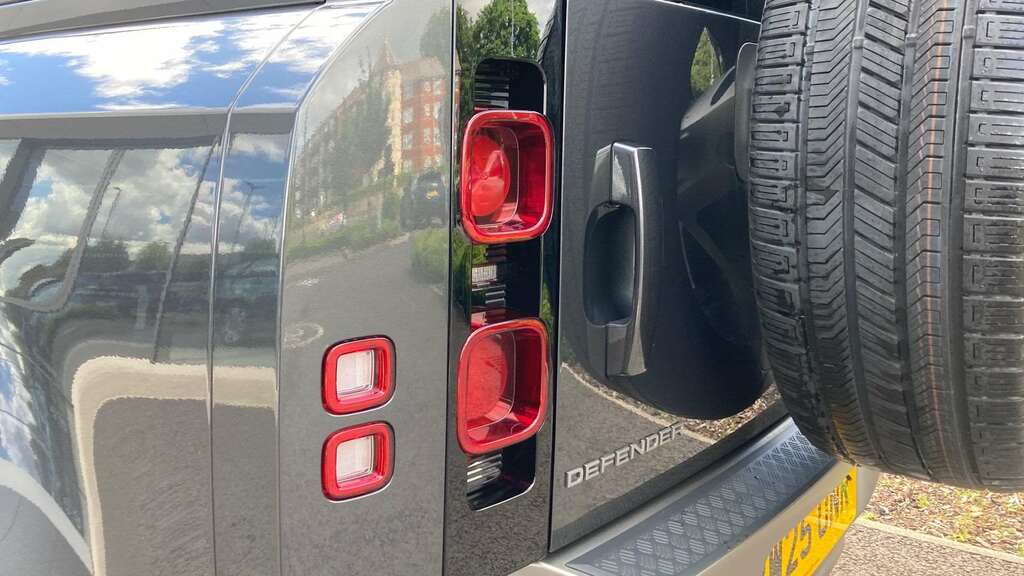 Land Rover Defender 110 3.0 D250 S 110 Black #18