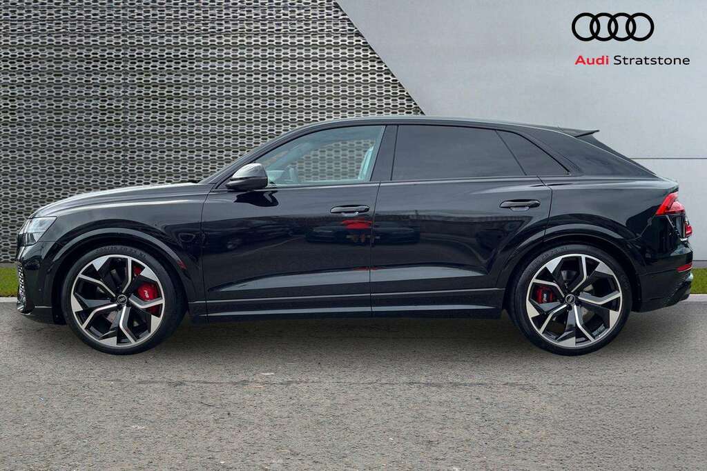 Audi RSQ8 Petrol #8