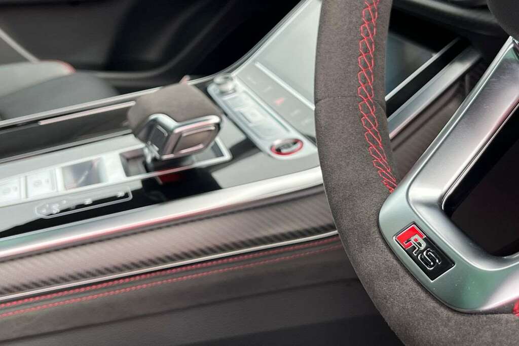 Audi RSQ8 Petrol #39