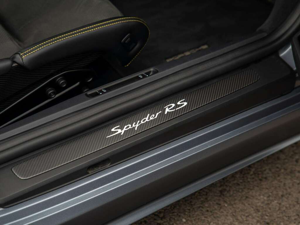 Porsche 718 Spyder Rs Grey #39