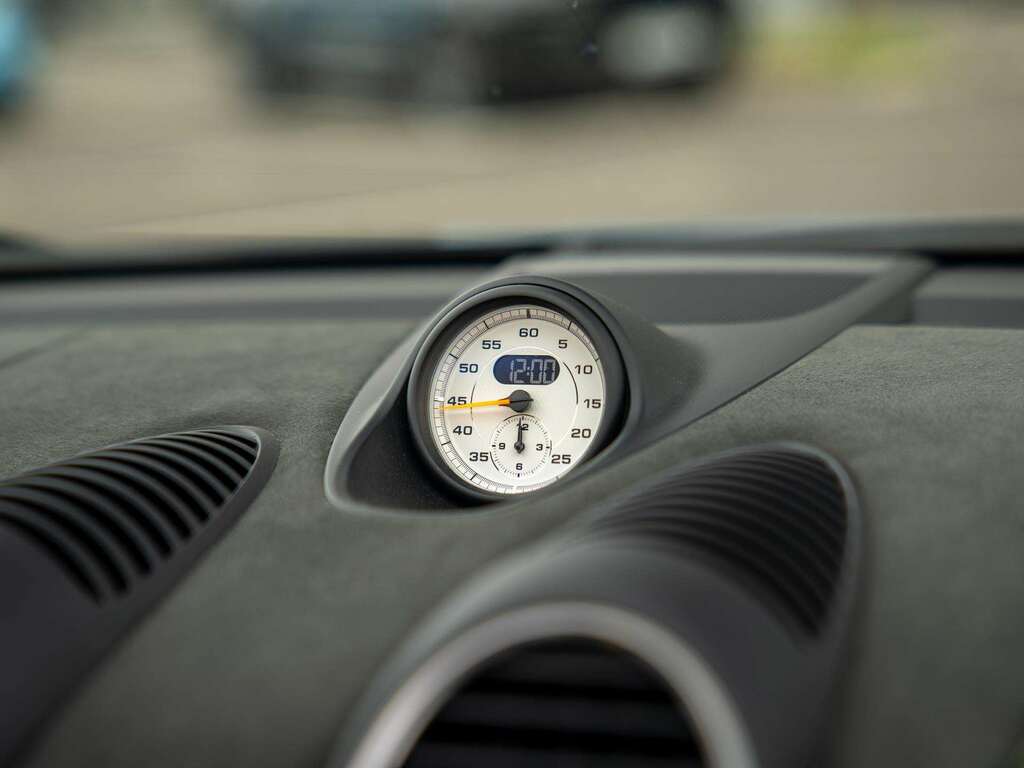 Porsche 718 Spyder Rs Grey #34