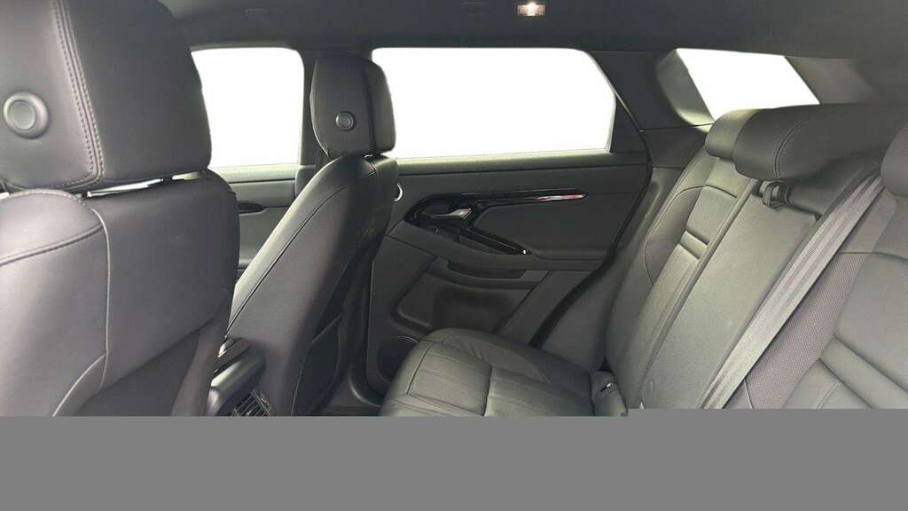 Land Rover Range Rover Evoque 2.0 D200 Dynamic Se 2025 BG75ELV Silver #4