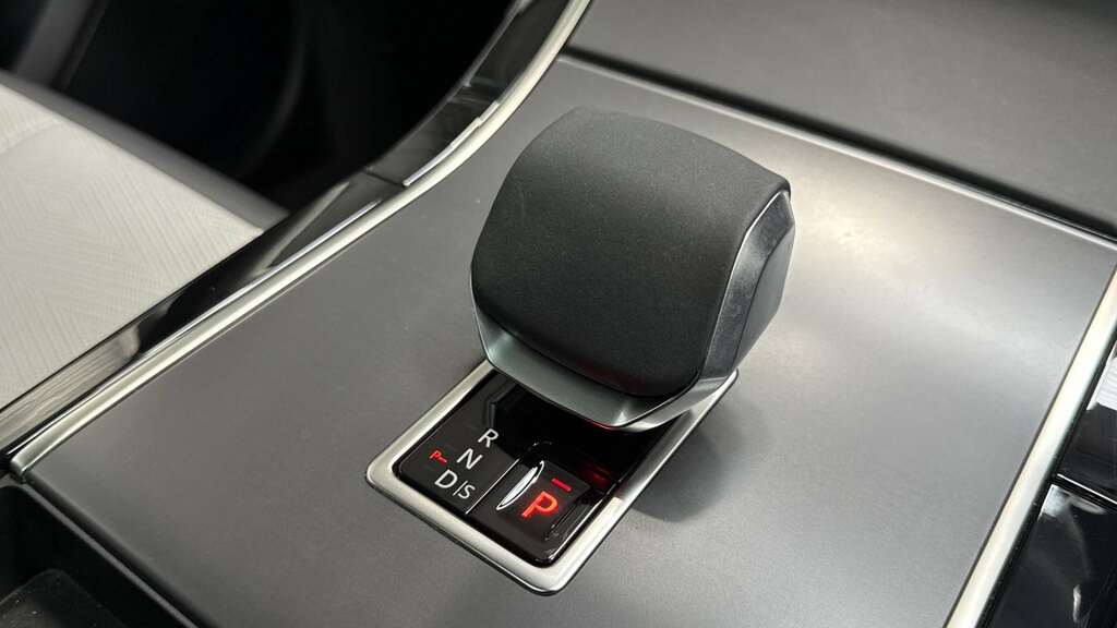 Land Rover Range Rover Velar Dynamic Se Black #11
