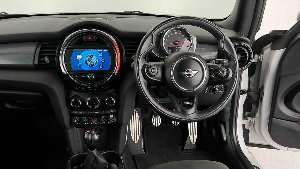 Mini Hatch 1.5 Cooper Sport II Comfort Pack 2019 YR19AWN White #3