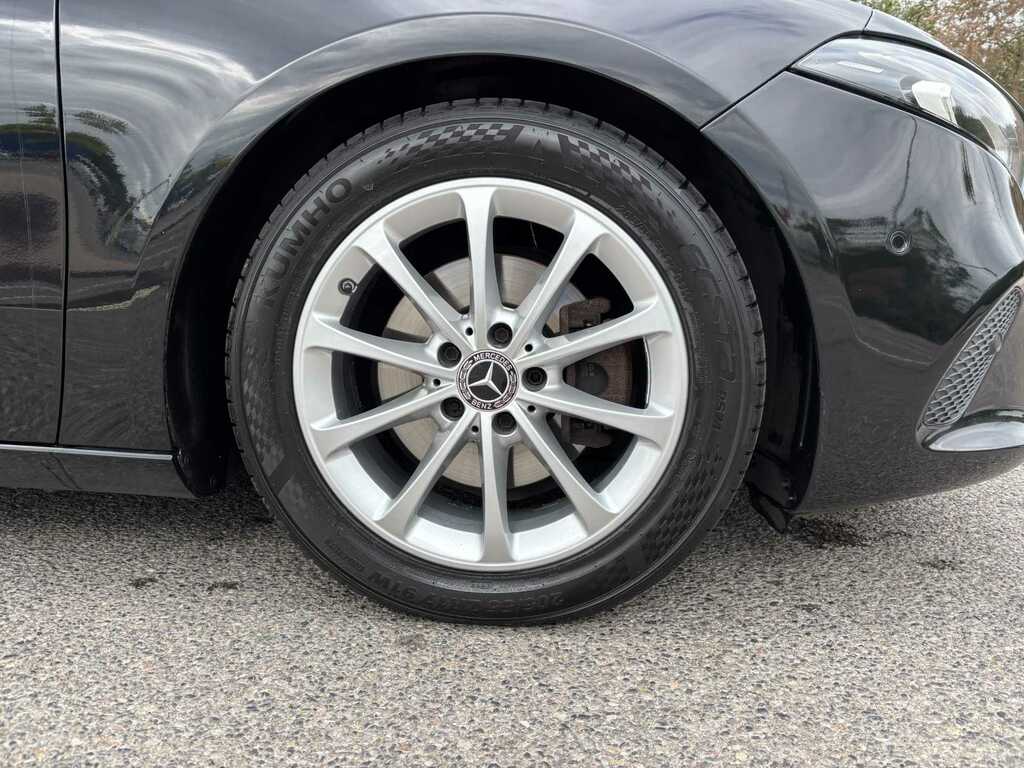 Mercedes-Benz A Class A200 Sport Executive 2019 YC69AHF Black #6
