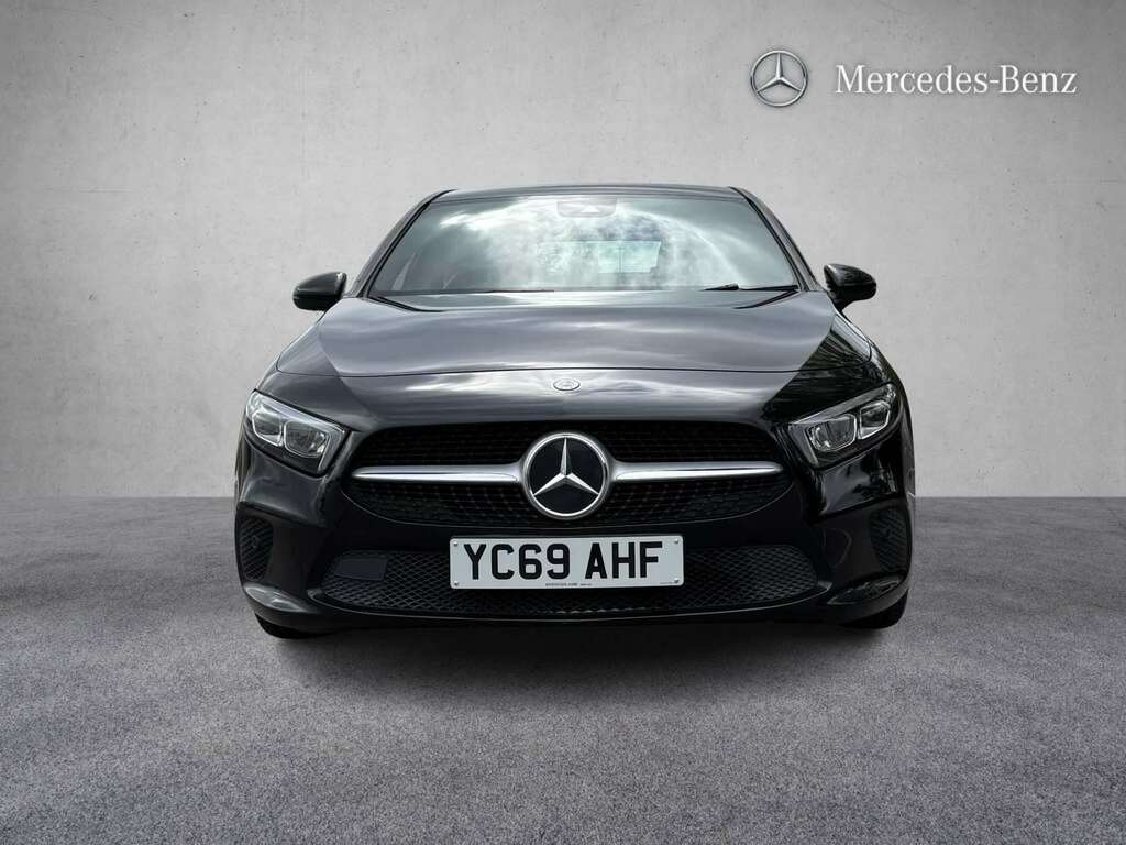 Mercedes-Benz A Class A200 Sport Executive 2019 YC69AHF Black #4