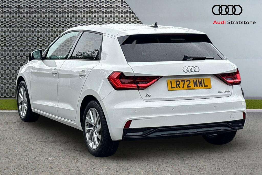 Audi A1 25 Tfsi Sport 2022 LR72WWL White #3