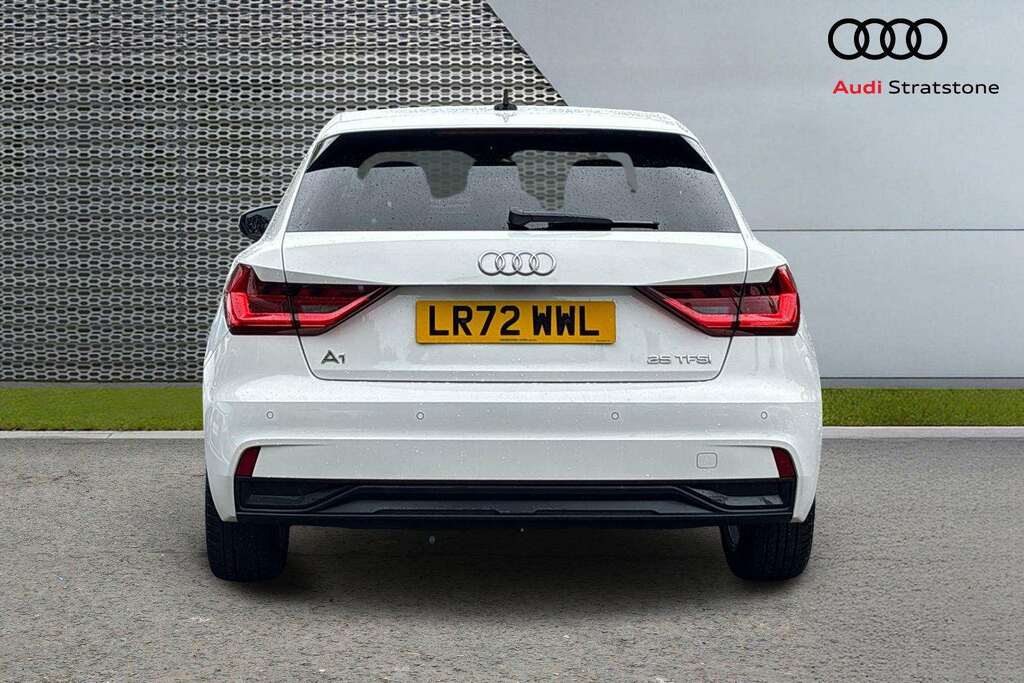 Audi A1 25 Tfsi Sport 2022 LR72WWL White #6
