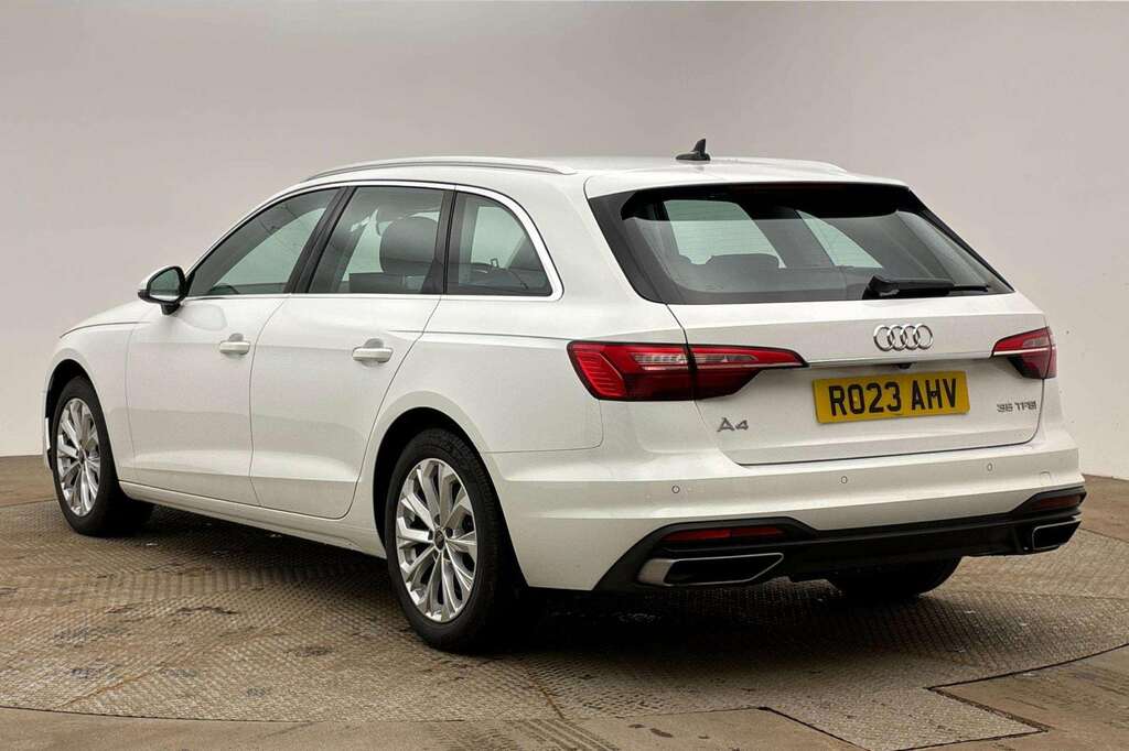 Audi A4 35 Tfsi Technik S Tronic 2023 White #3
