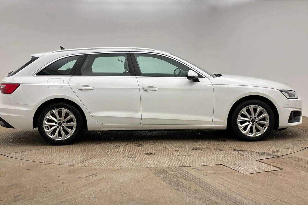 Audi A4 35 Tfsi Technik S Tronic 2023 White #4