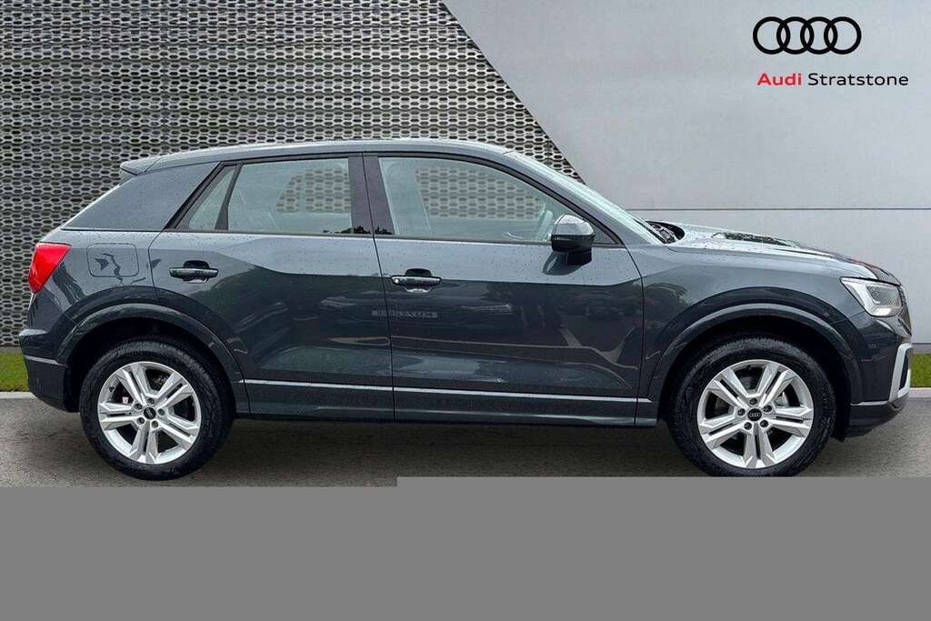 Audi Q2 35 Tfsi Sport S Tronic 2025 Grey #4