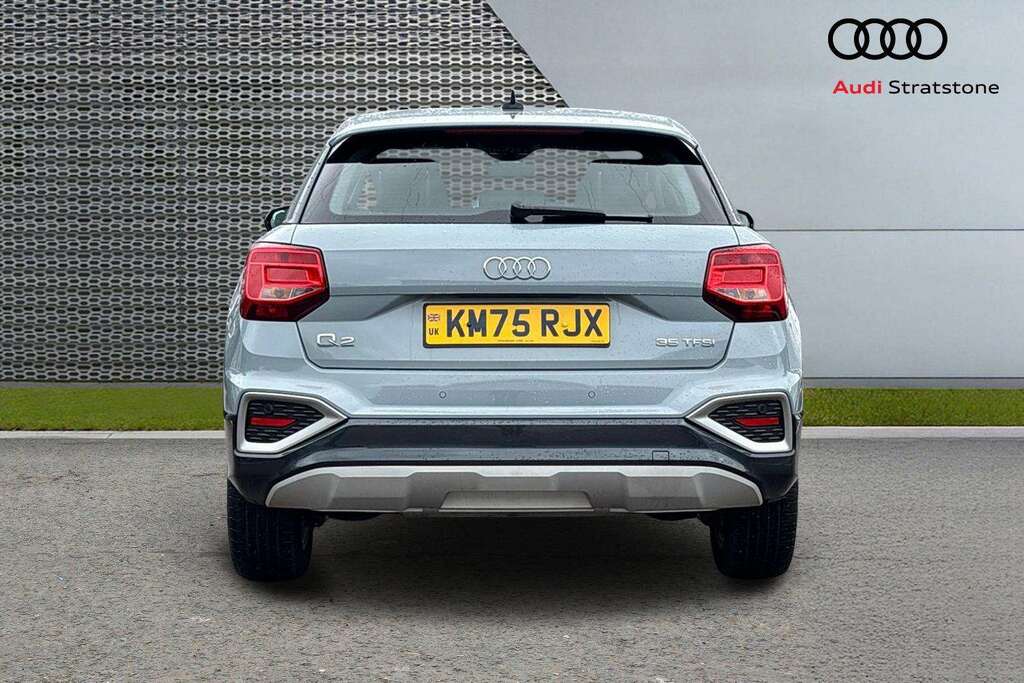 Audi Q2 35 Tfsi Sport S Tronic 2025 Grey #6