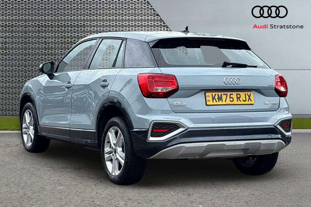 Audi Q2 35 Tfsi Sport S Tronic 2025 Grey #3