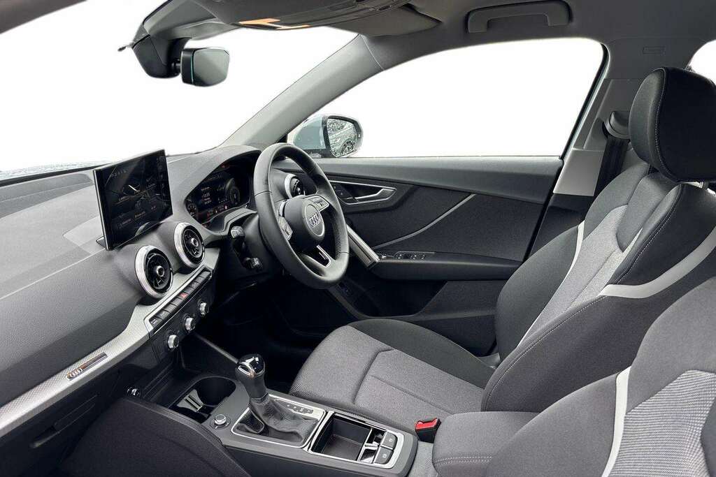 Audi Q2 35 Tfsi Sport S Tronic 2025 Grey #2