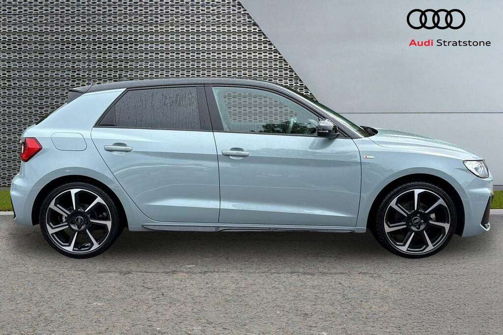 Audi A1 35 Tfsi Black Edition S Tronic 2025 Grey #4