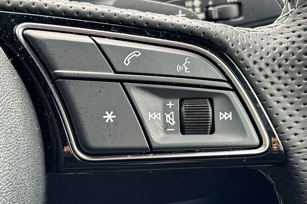 Audi A1 Black Edition 30 Tfsi 116 Ps 6-Speed Green #16