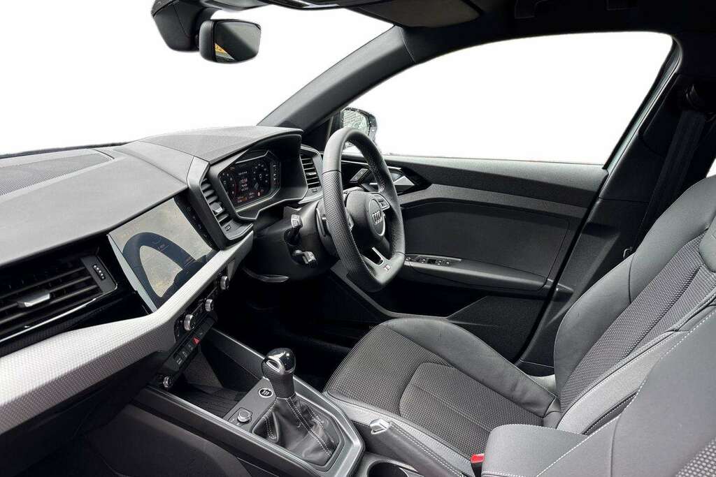Audi A1 35 Tfsi Black Edition S Tronic 2025 Grey #2