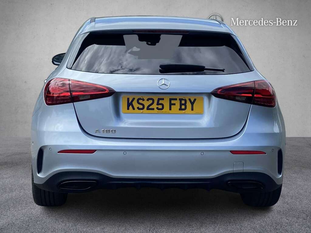 Mercedes-Benz A Class A180 Amg Line Premium Plus 2025 KS25FBY Silver #5