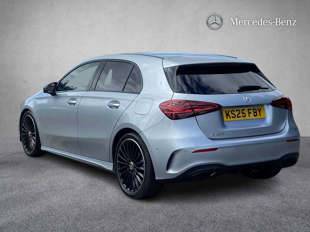 Mercedes-Benz A Class A180 Amg Line Premium Plus 2025 KS25FBY Silver #4