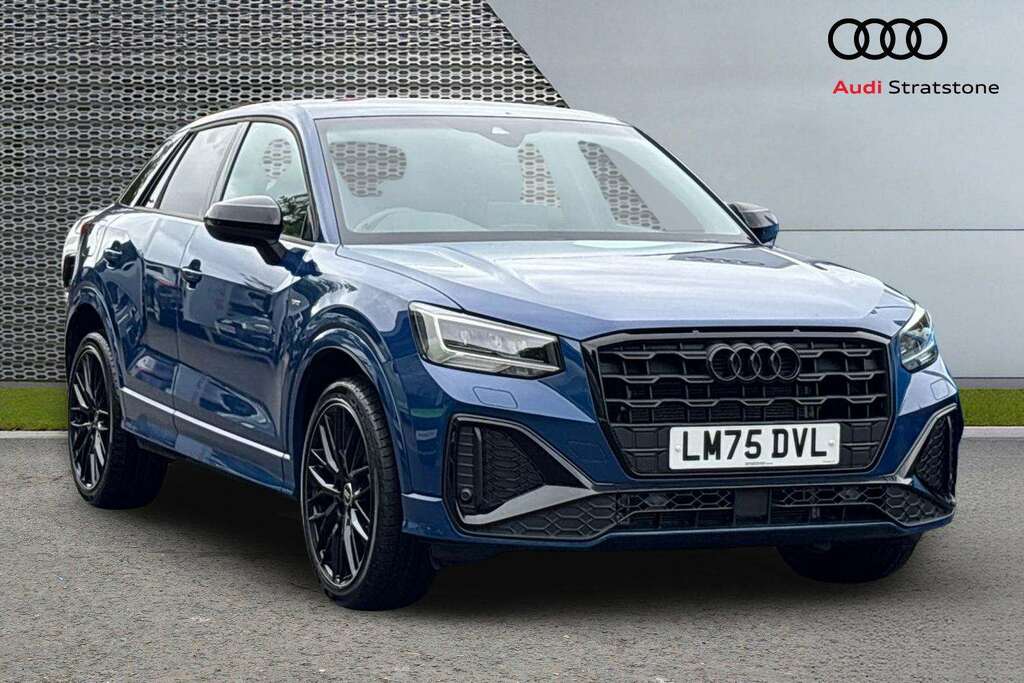 Audi Q2 30 Tfsi 116 Black Edition 2025 Blue