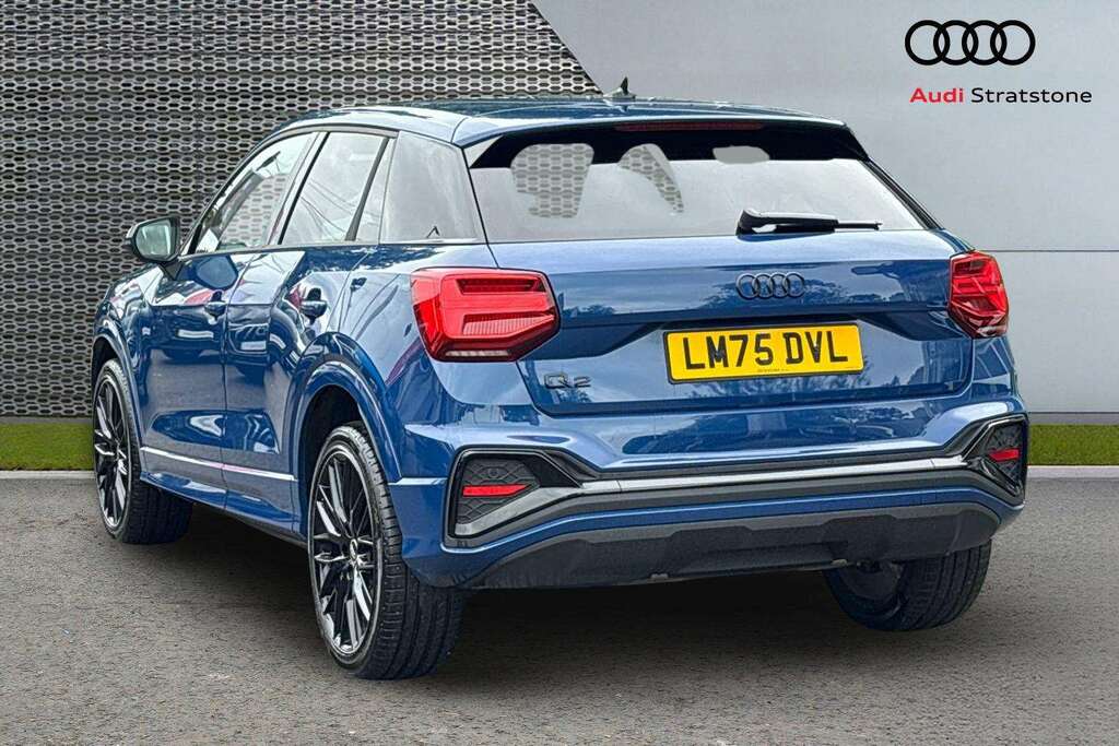 Audi Q2 30 Tfsi 116 Black Edition 2025 Blue #3