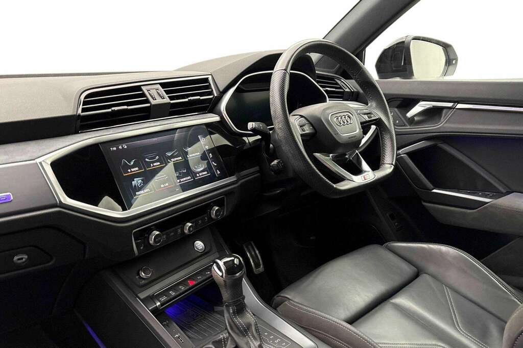 Audi Q3 45 Tfsi Quattro Vorsprung S Tronic 2019 White #2