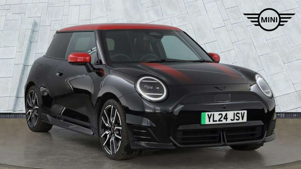 Mini Hatch 160Kw Se Sport Level 3 54Kwh 2024 YL24JSV Black