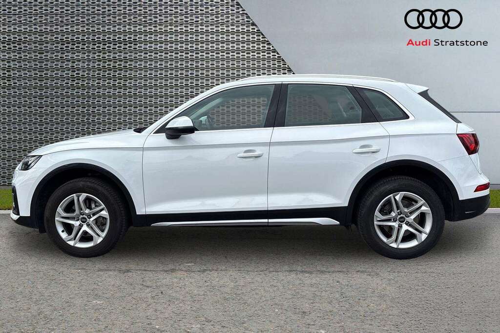 Audi Q5 2L Black Edition Black #8