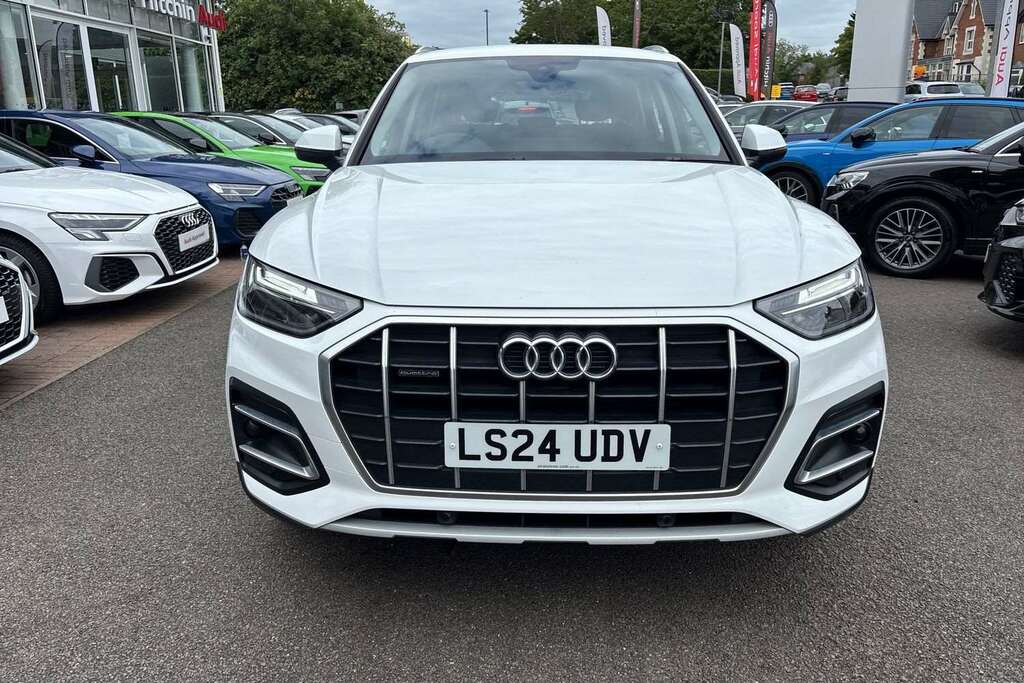 Audi Q5 2L Black Edition Black #31