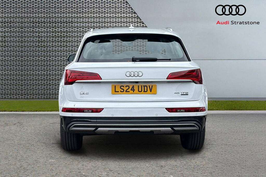 Audi Q5 2L Black Edition Black #7