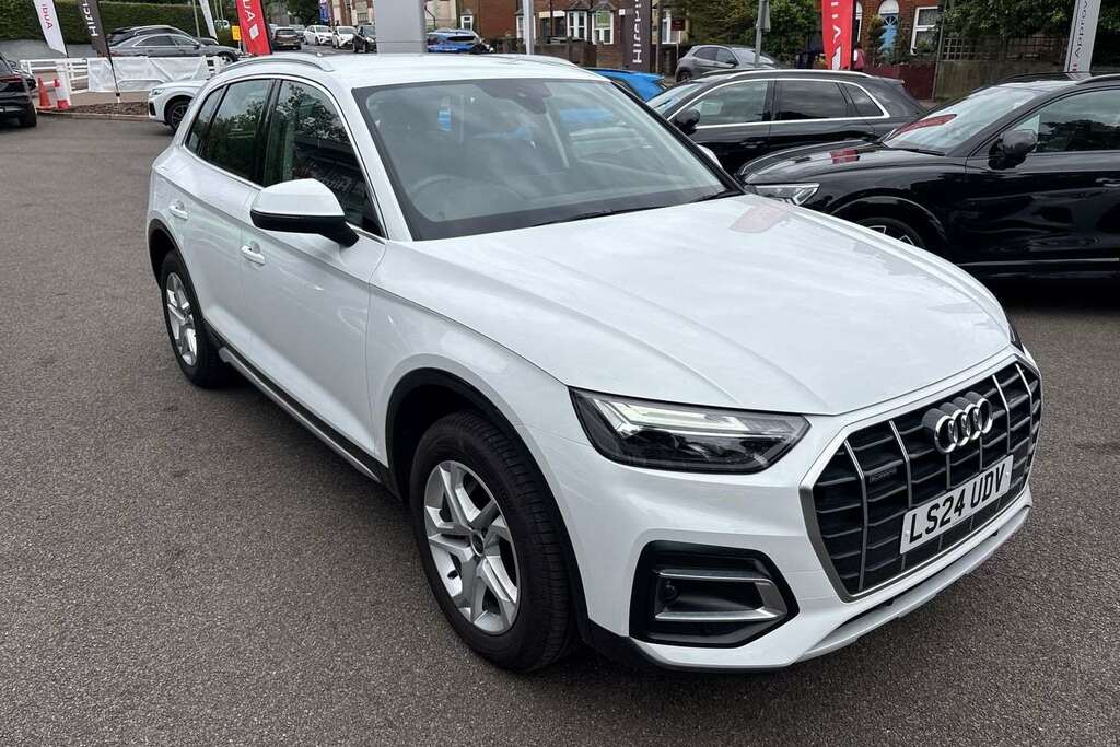 Audi Q5 2L Black Edition Black #35