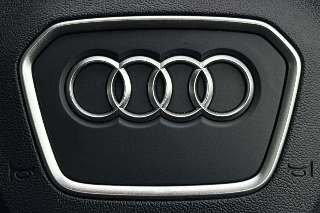 Audi A3 Black Edition 40 Tfsi E 204 Ps S Tronic Blue #11