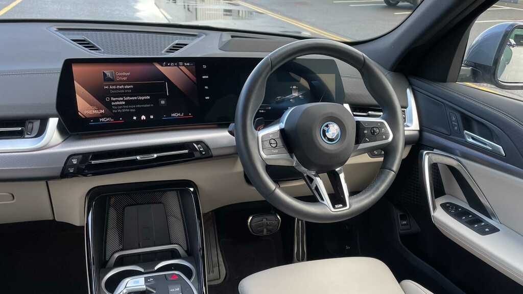 BMW iX2 230Kw Xdrive30 M Sport 65Kwh 2024 #5