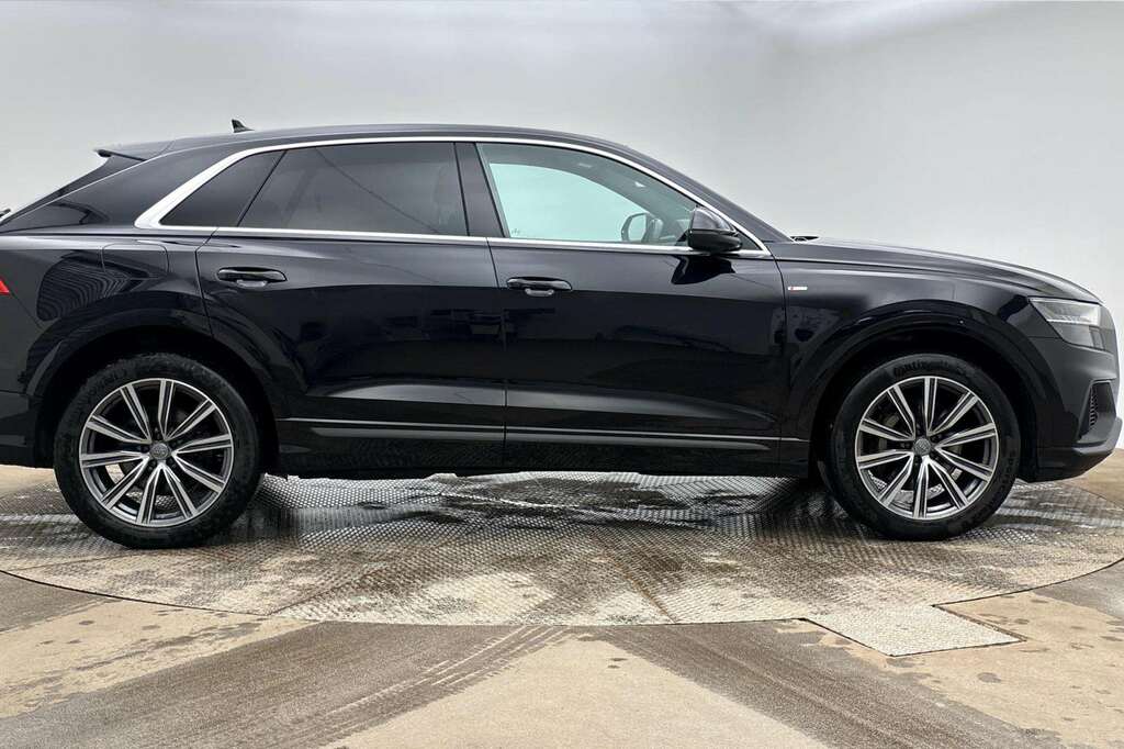 Audi Q8 55 Tfsi Quattro S Line Tiptronic Leather 202 Black #4