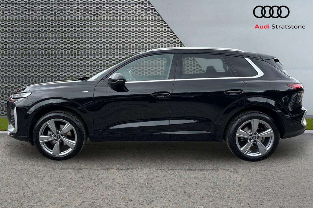 Audi Q3 1.5 Tfsi S Line S Tronic 2025 LL75XUR Black #6