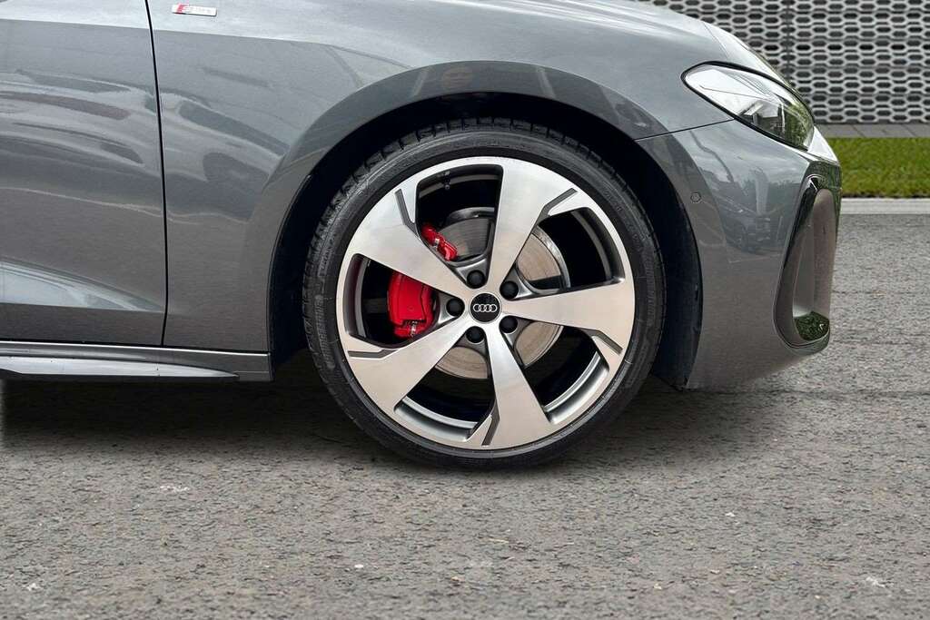 Audi A5 2.0 Tfsi 150 Edition 1 S Tronic 2026 Grey #4