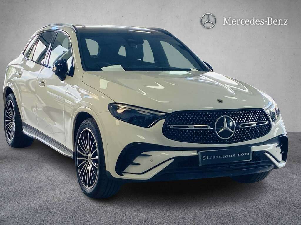 Mercedes-Benz GLC Class 300 4Matic Amg Line Premium Plus 9G-tronic 202 White