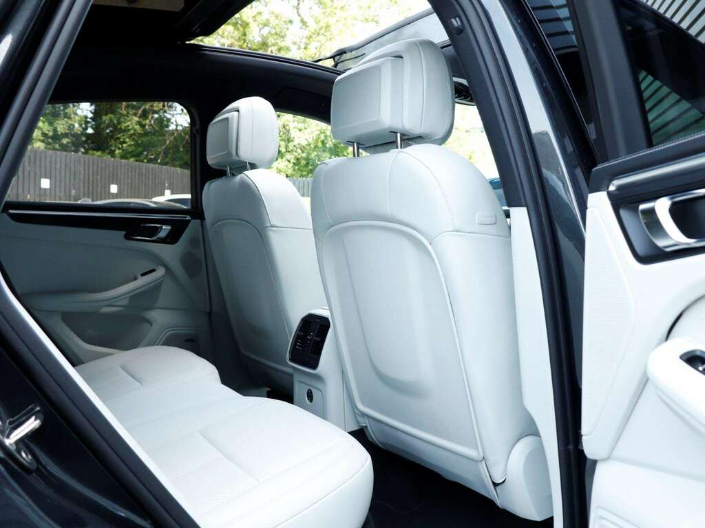 Porsche Macan 5dr Pdk Blue #27
