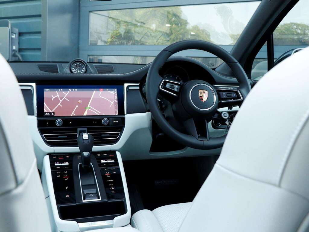 Porsche Macan 5dr Pdk Blue #10